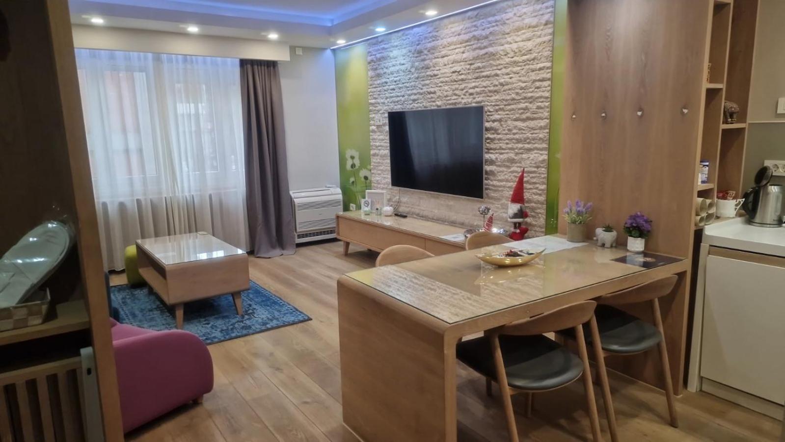 City Center Apartment Sarajevo Accross Bbi Shopping Mall Buitenkant foto